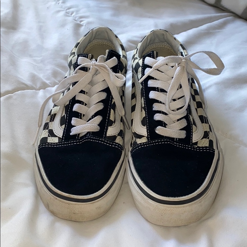 Women’s checkered Old Skool Vans